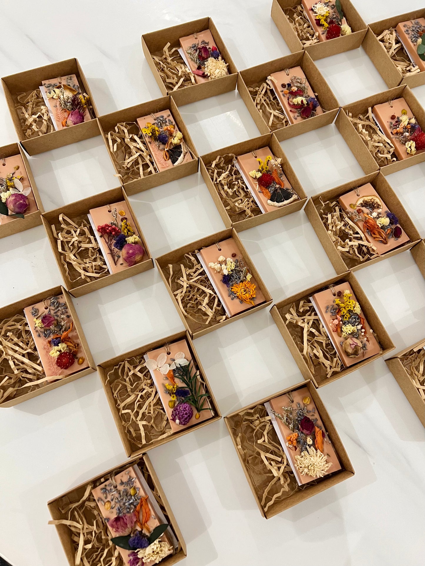 Scented wax tag in all colors