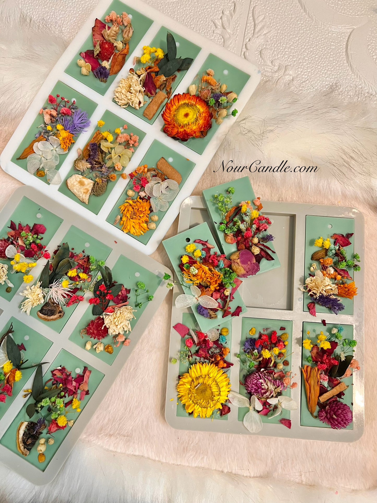 Scented wax tag in all colors