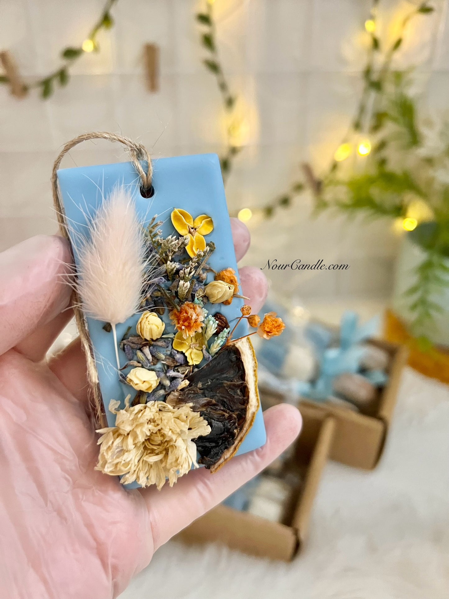 Scented wax tag in all colors