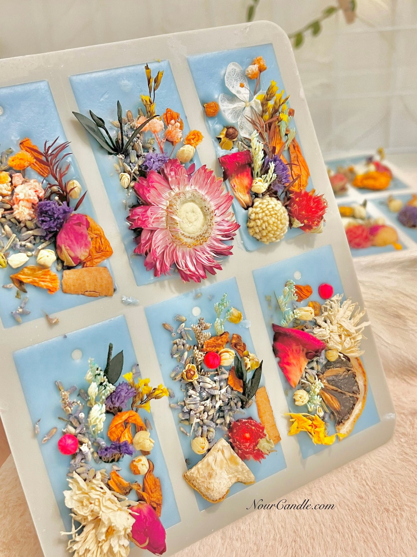 Scented wax tag in all colors