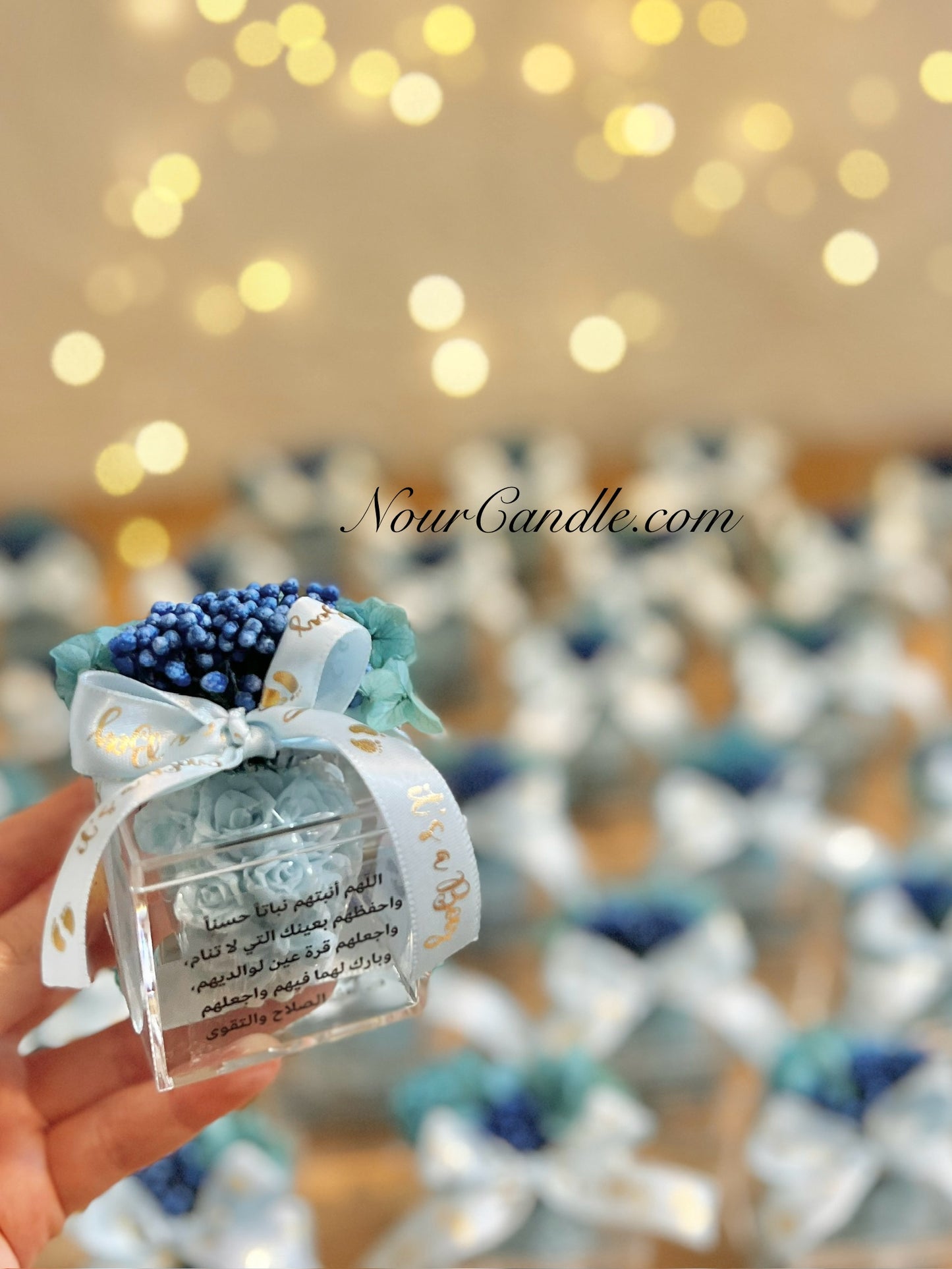 Rose bouquet candle in acrylic boxes