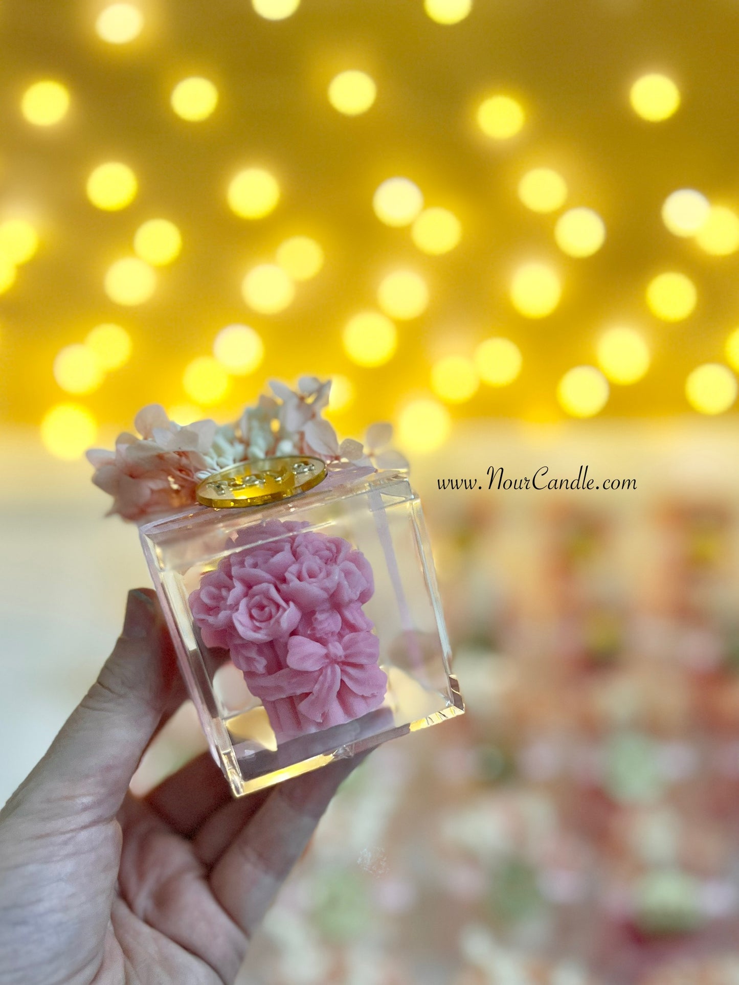 Rose bouquet candle in acrylic boxes