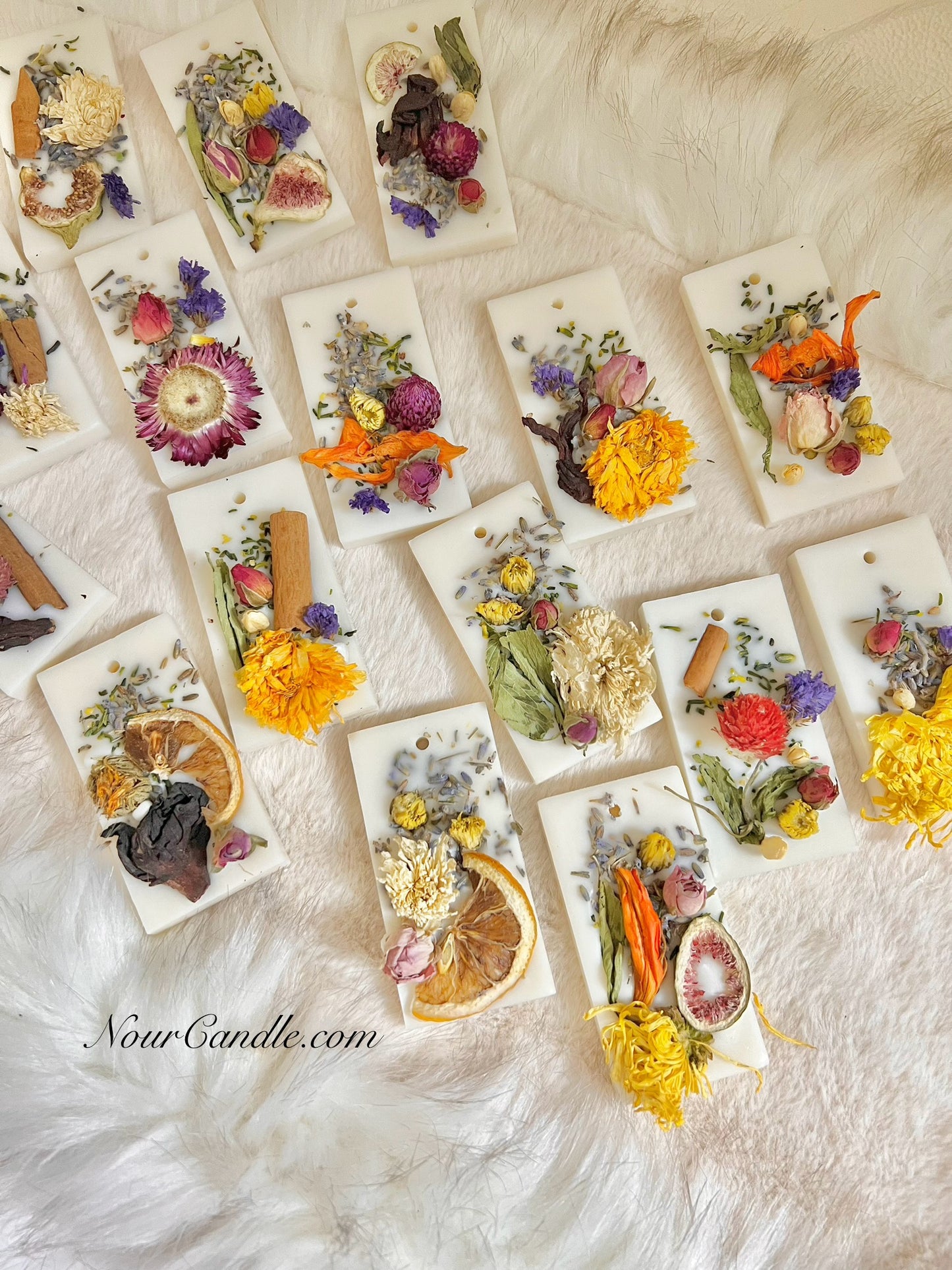 Scented wax tag in all colors